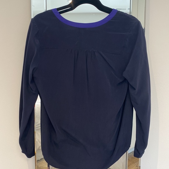 100% silk Joie blouse - Picture 5 of 7